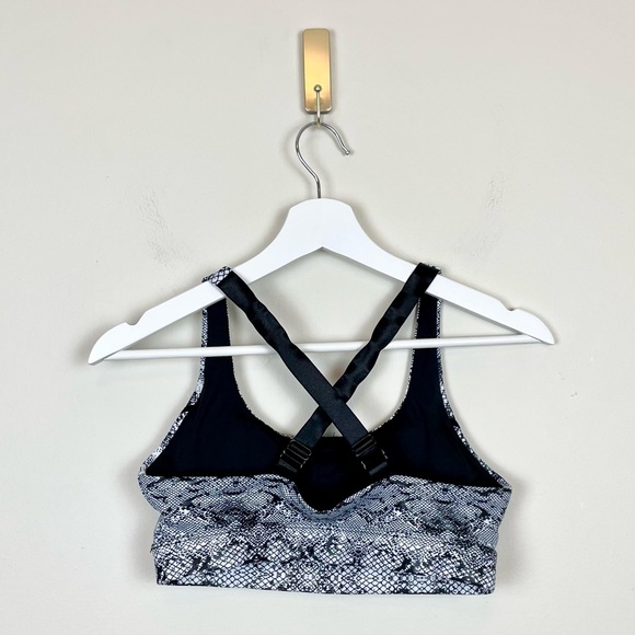Zyia Light n Tight Cobra Metallic Adjustable Sport Bra Size Medium - Picture 7 of 7